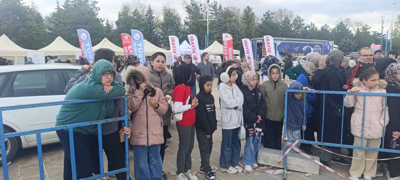 Konya Beyşehir’de Gençlik ve Lezzet Festivali coşkuyla başladı 26